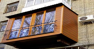 Внешняя отделка балкона Боровичи цена от 1038 руб. м/2.